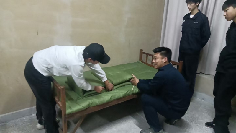 图片3.jpg 图片3.jpg